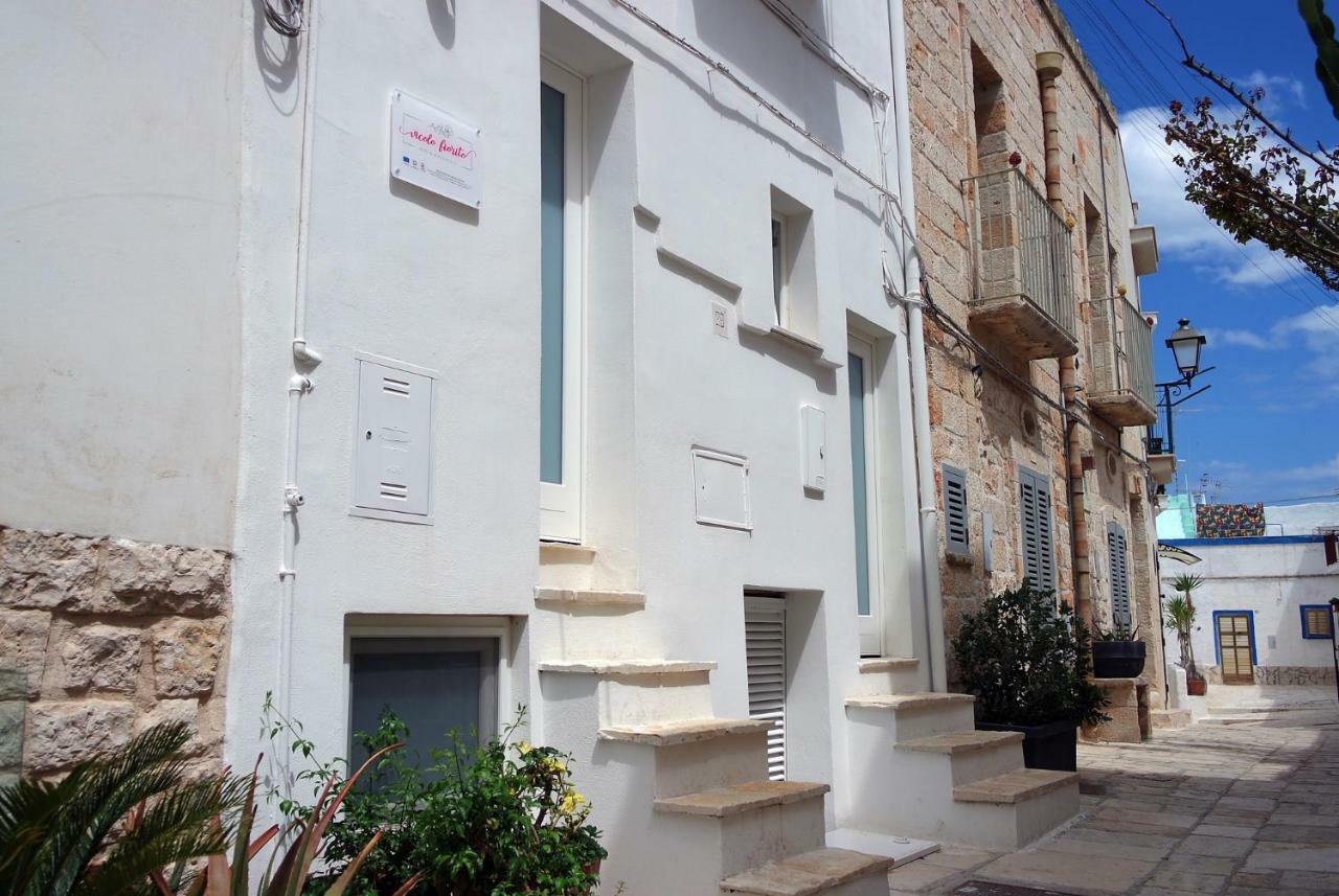 Vicolo Fiorito B&B Polignano a Mare Buitenkant foto